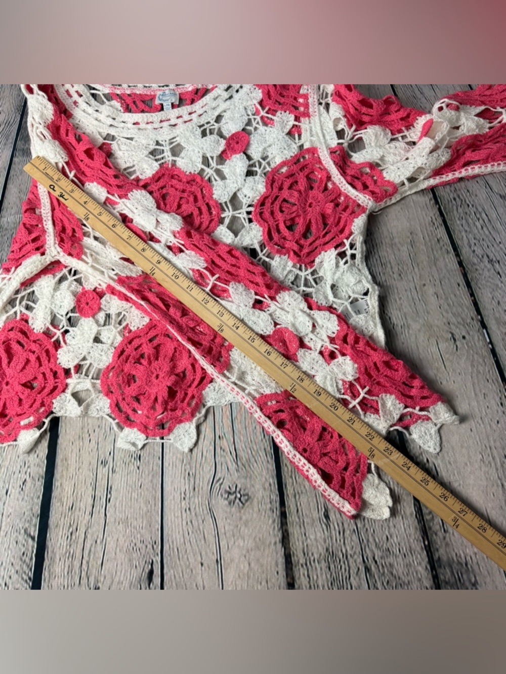 Blue Rain by francesca’s Crochet Floral Knit Top Pink Cream Bell Sleeves Sz L/XL - Picture 7 of 9